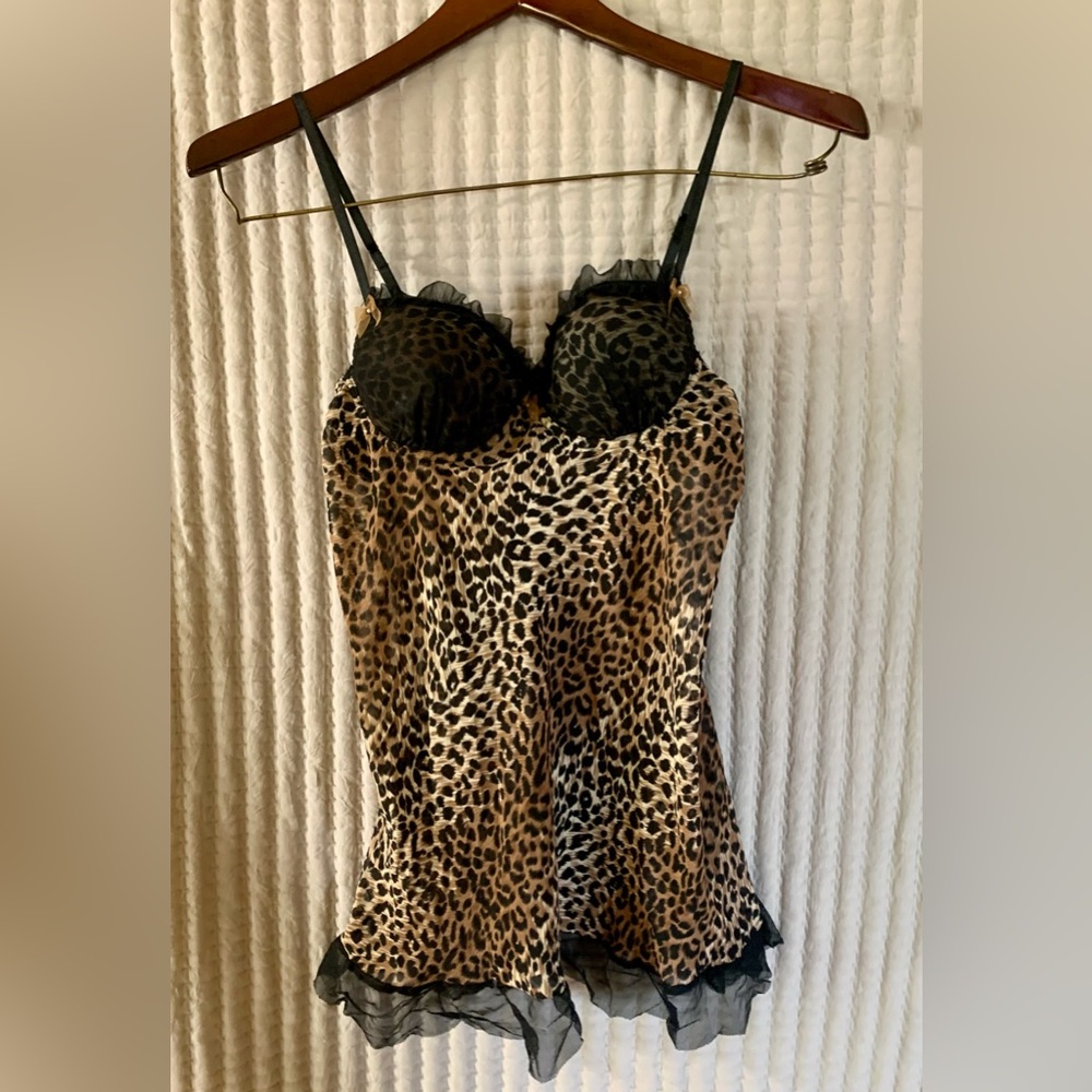 Leopard print w/ black lace!